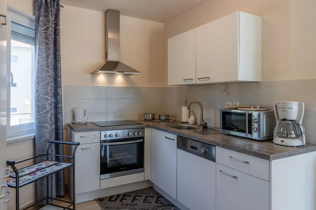 Apartments Sum Mora Vir