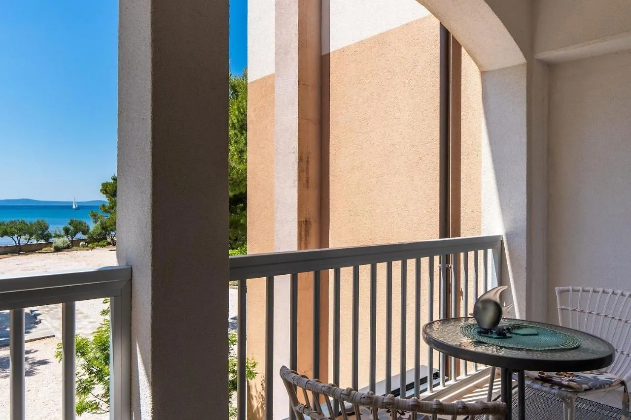 Apartments Sum Mora Vir