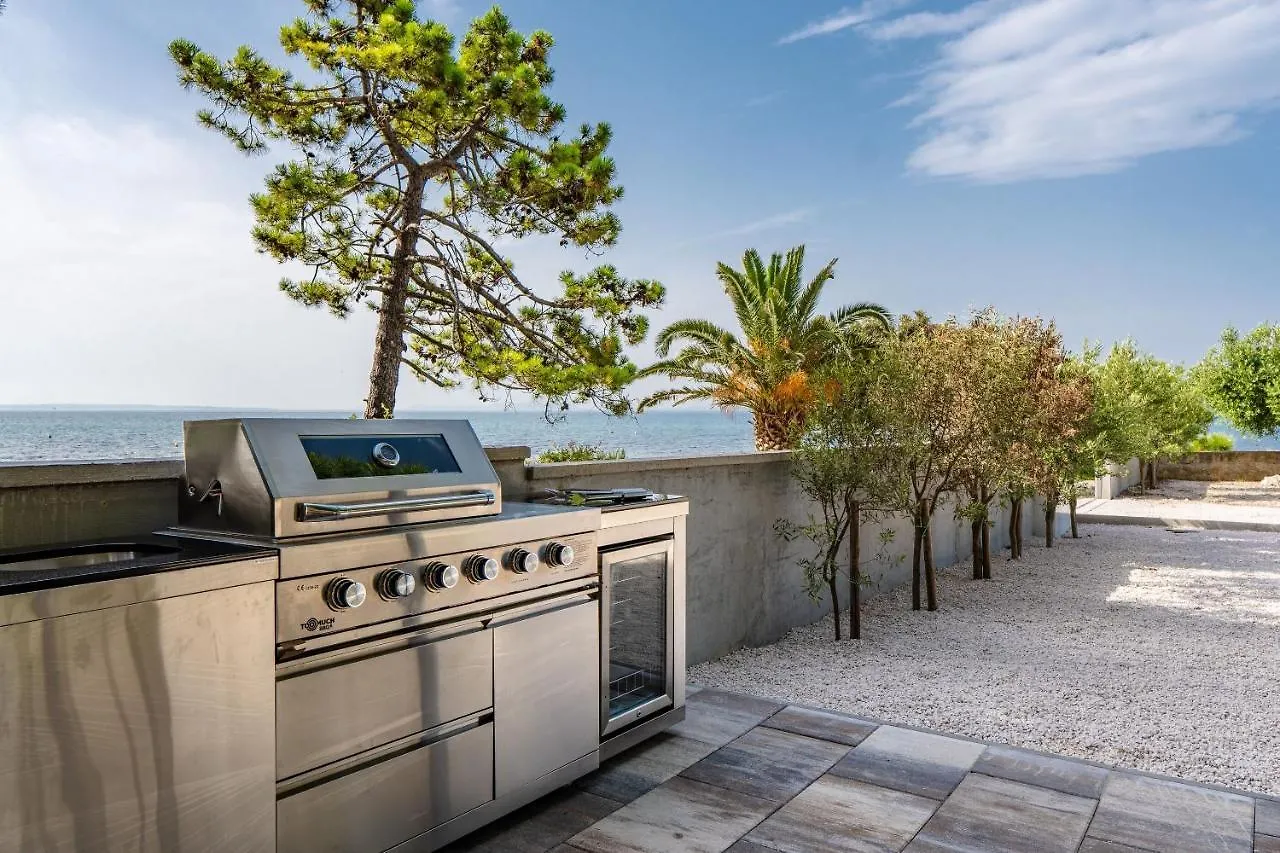 Apartments Sum Mora Vir 0*,  Croatia