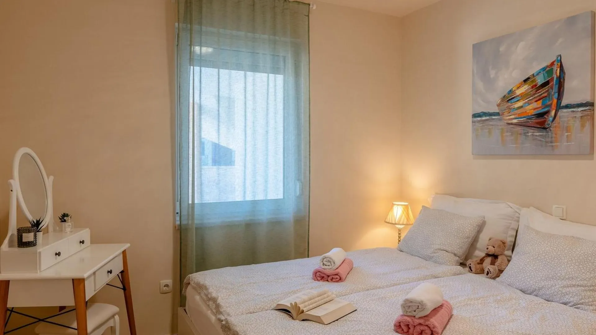 Apartments Sum Mora Vir