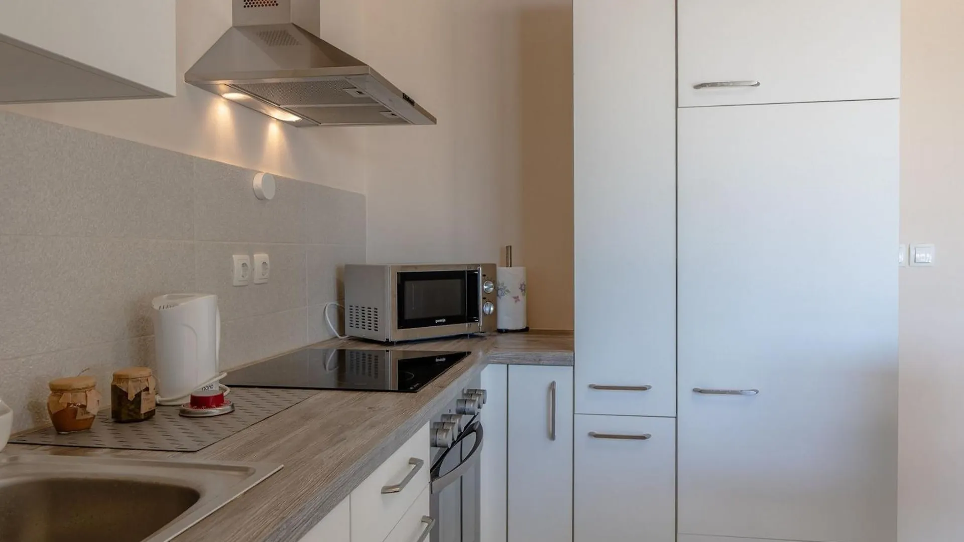 Apartments Sum Mora Vir