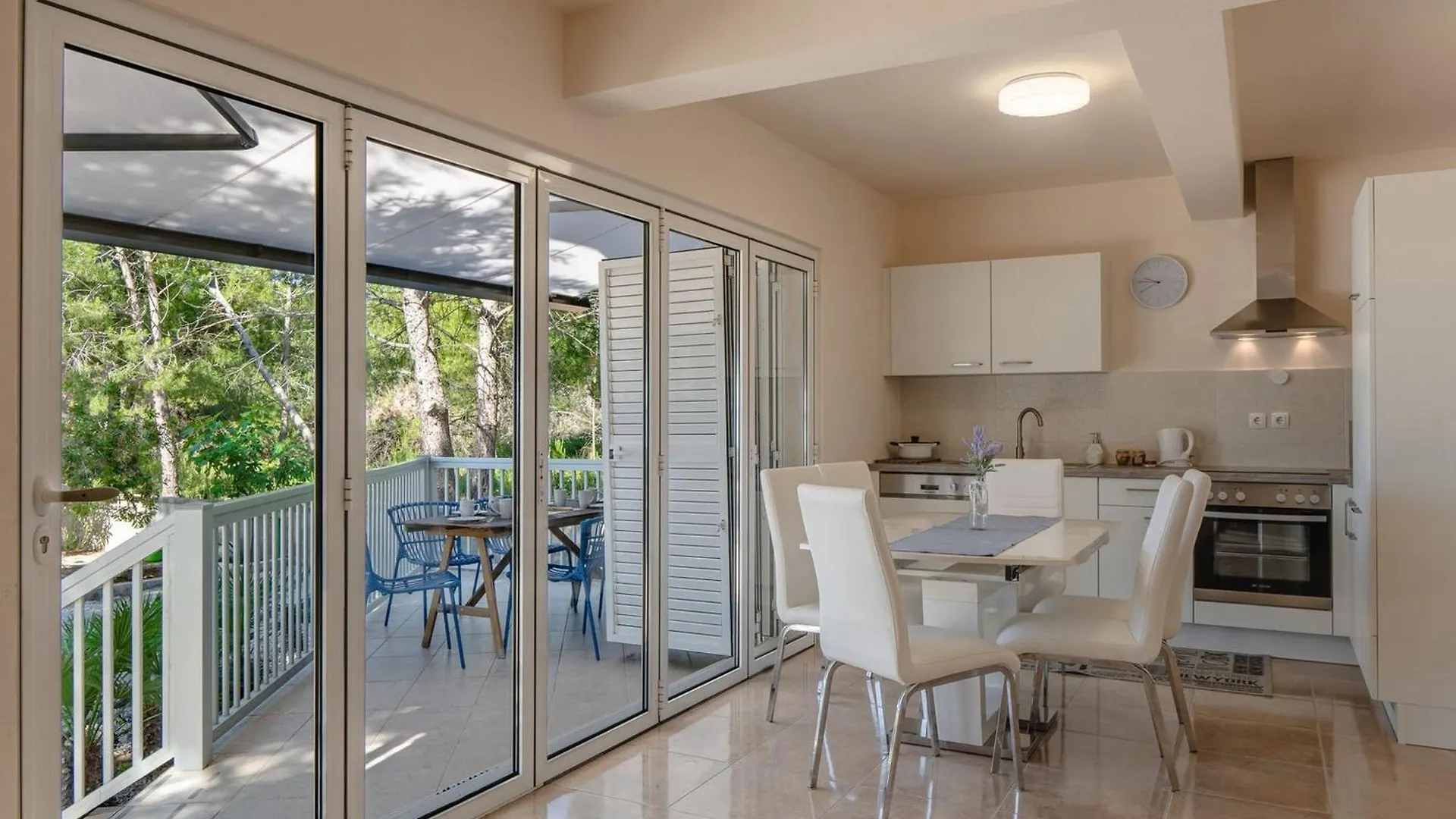 Apartments Sum Mora Vir Chorvatsko