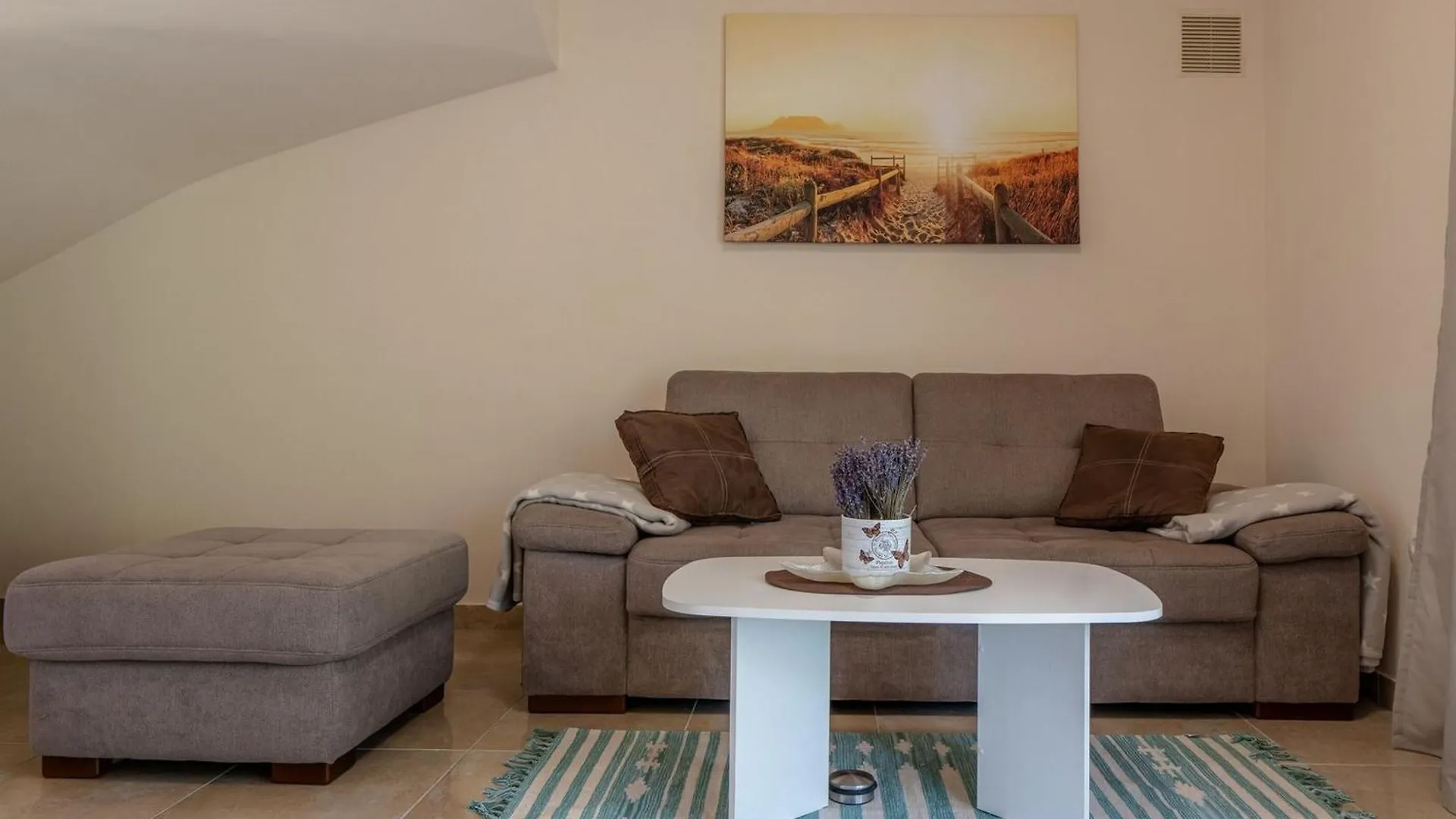 Apartments Sum Mora Vir 0*,